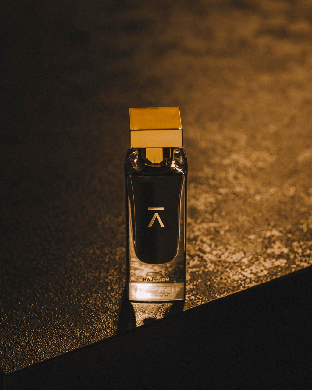 Azman Majnoon Parfum